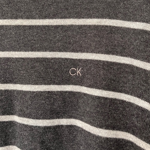 NWOT Calvin Klein Men’s Gray & White Striped Crewneck Sweater - Picture 6 of 12